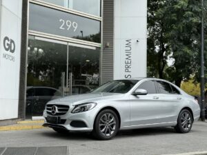 mercedes benz clase c 2.0 c200 avantgarde at 184cv