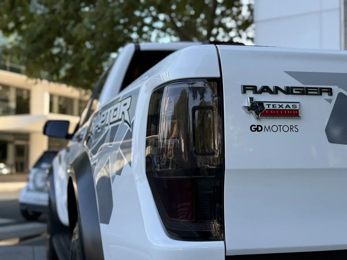 ford ranger raptor 2.0l bi turbo cabina doble 4x4 ford ranger raptor 2.0l bi turbo cabina doble 4x4