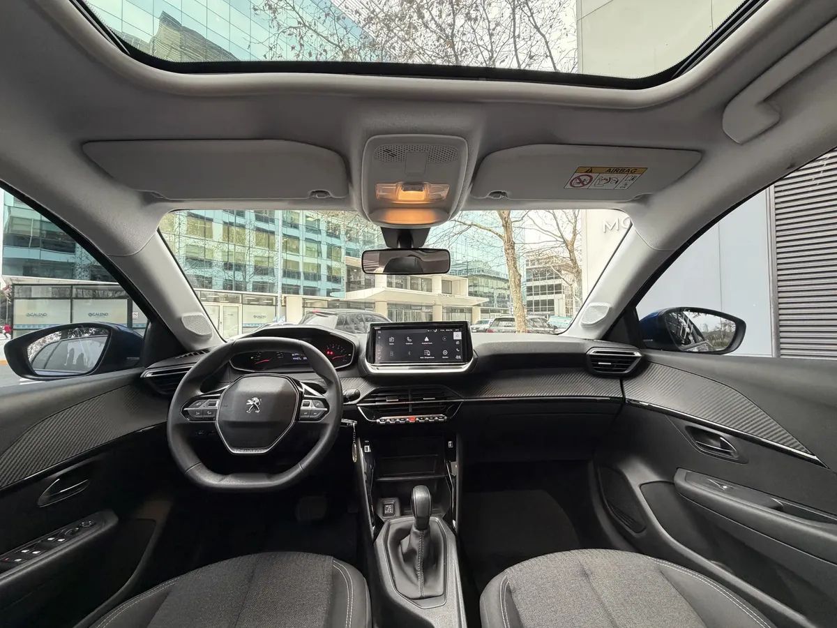 peugeot 208 1.6 active pack tiptronic peugeot 208 1.6 active pack tiptronic