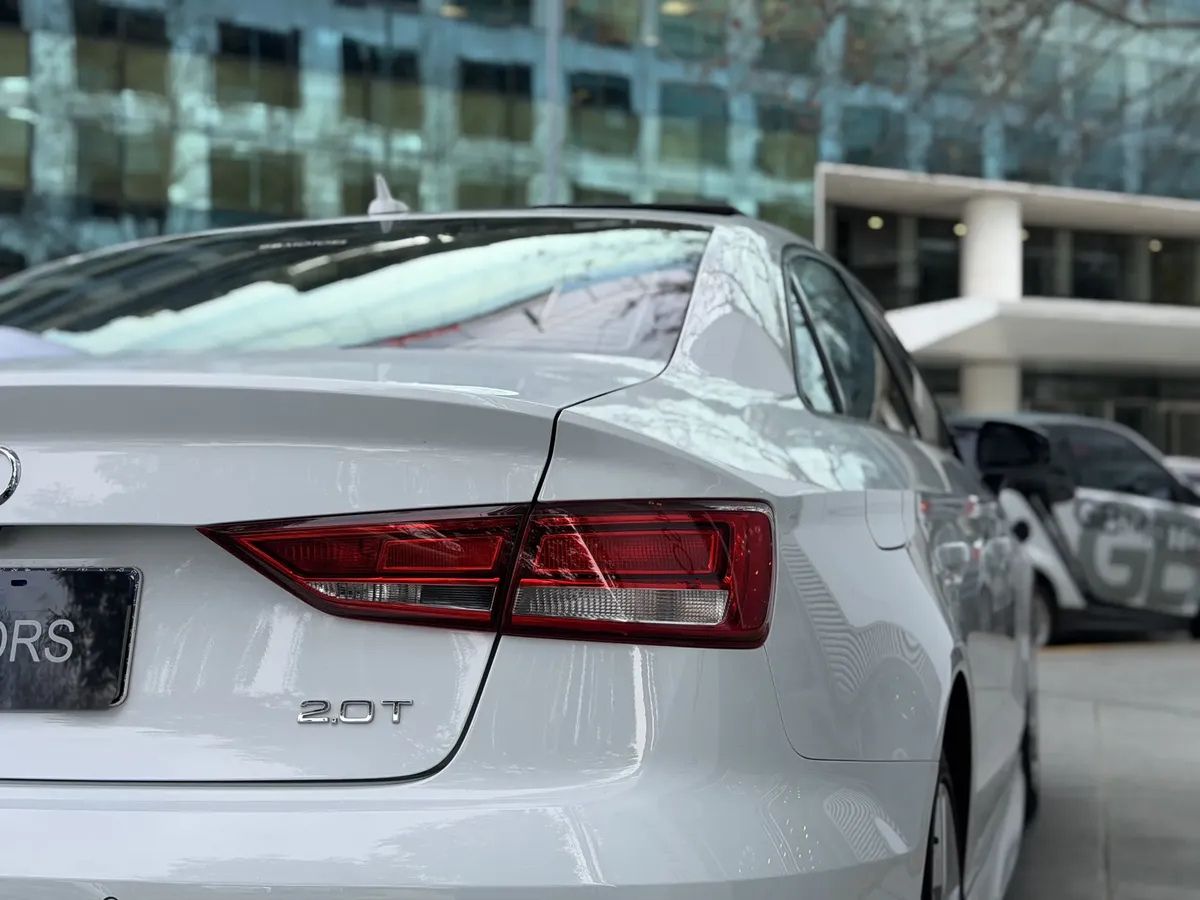 audi a3 2.0 tfsi sedan 190cv audi a3 2.0 tfsi sedan 190cv