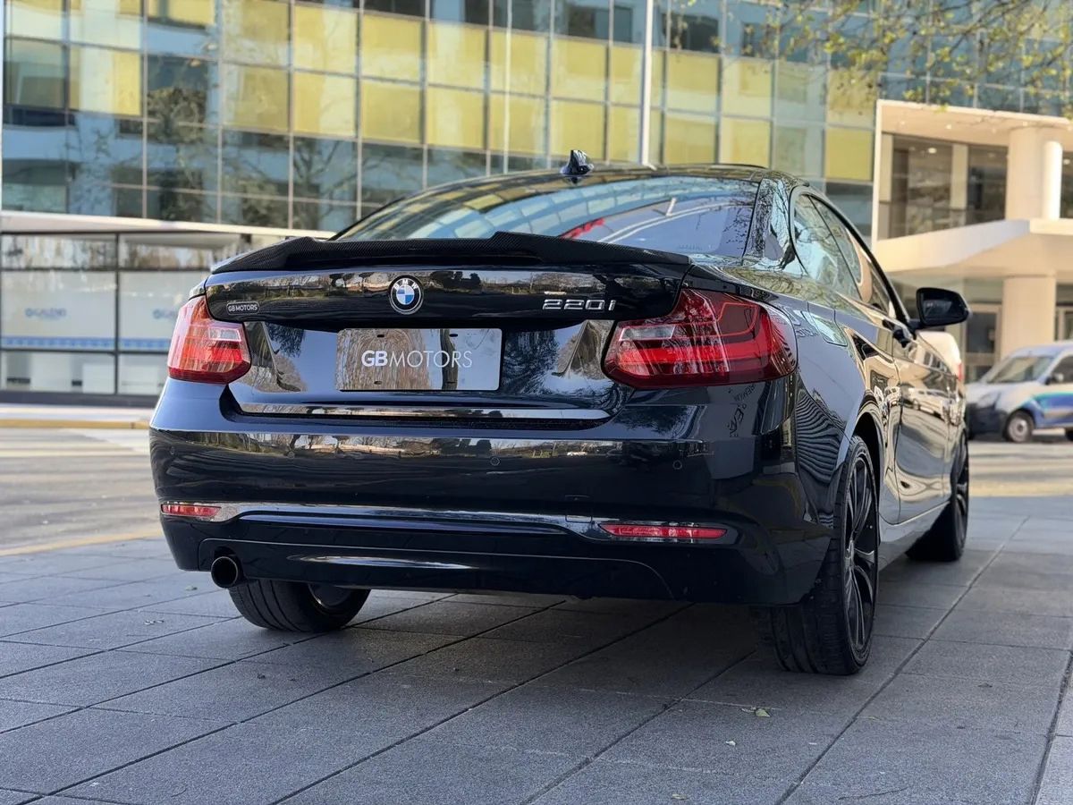 bmw serie 2 2.0 220i sport line 184cv bmw serie 2 2.0 220i sport line 184cv