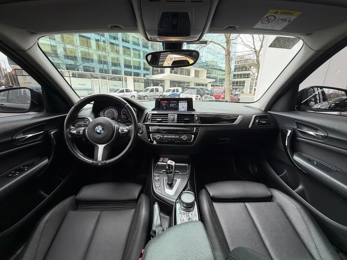 bmw serie 1 1.6 120i sport line at 177cv bmw serie 1 1.6 120i sport line at 177cv