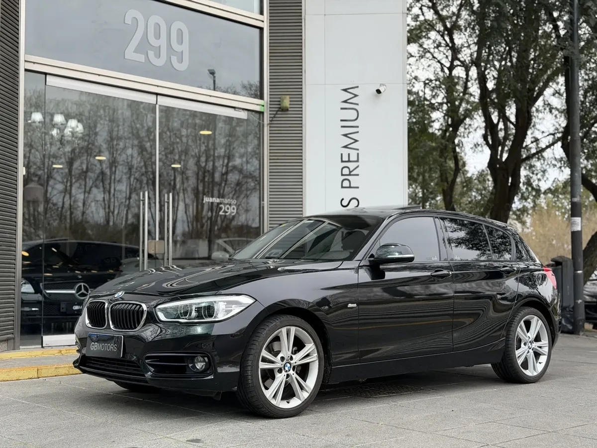 bmw serie 1 1.6 120i sport line at 177cv bmw serie 1 1.6 120i sport line at 177cv